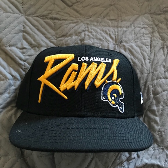 black la rams hat